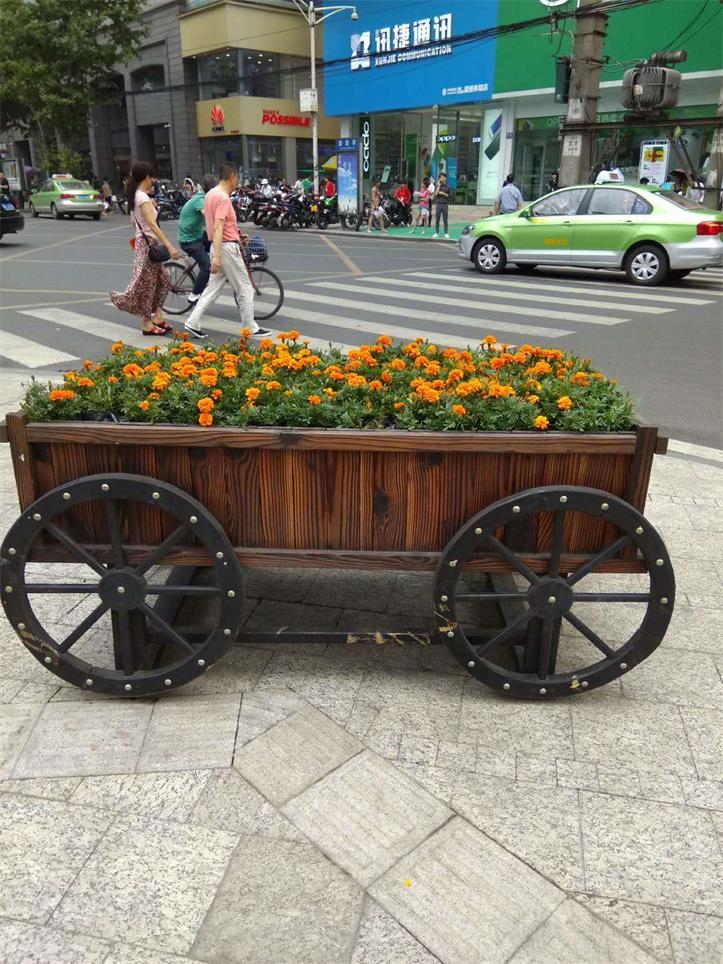 四川防腐(fǔ)木花箱客戶(hù)見證 四川(chuān)防(fáng)腐(fǔ)木花箱客(kè)戶見證